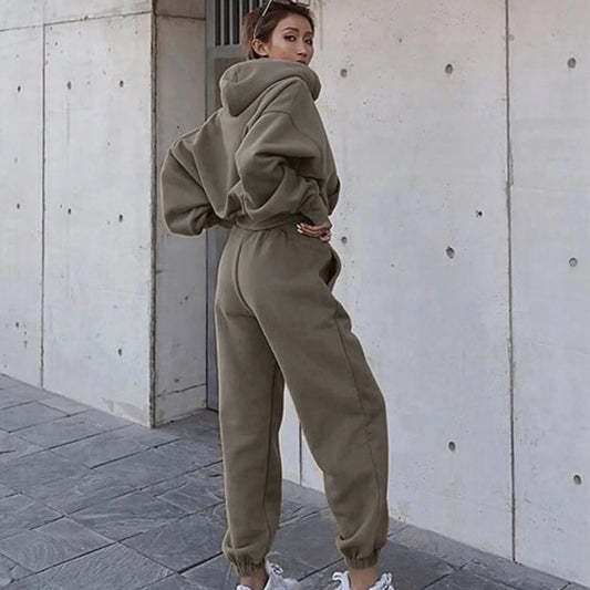 Winter New Casual Solid Color Long Sleeved Trousers Sweatershirt Sports Suit Hoodies