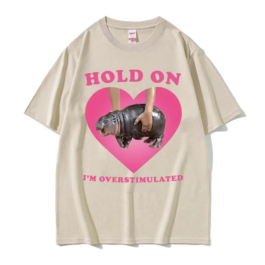 Oversized Cotton Funny Pink Heart Hold On Cute Baby Hippo Men Women Vintage T-Shirt Moo Deng