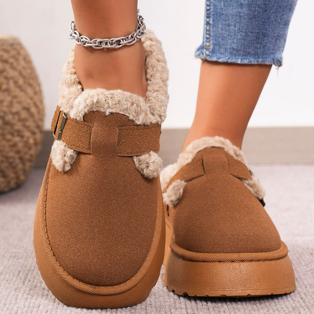 Fleece Thick Sole Outdoor Slip-On Cotton Moccasin Winter New Women's Snow Boots Shoes